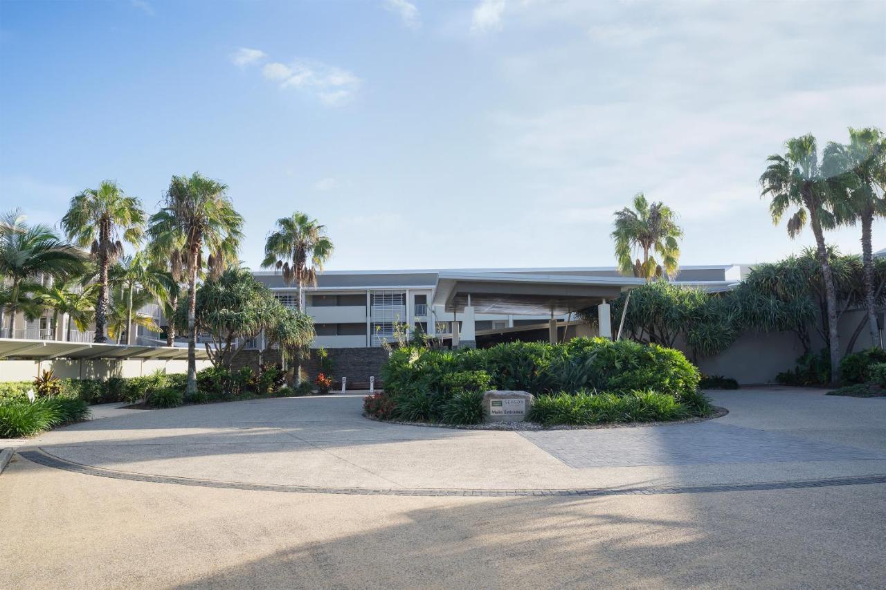 Peppers Salt Resort & Spa Kingscliff Bagian luar foto The main entrance of the museum