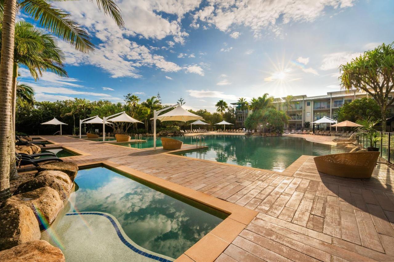 Peppers Salt Resort & Spa Kingscliff Bagian luar foto Pool at Peppers Mantra on Saltwater Island