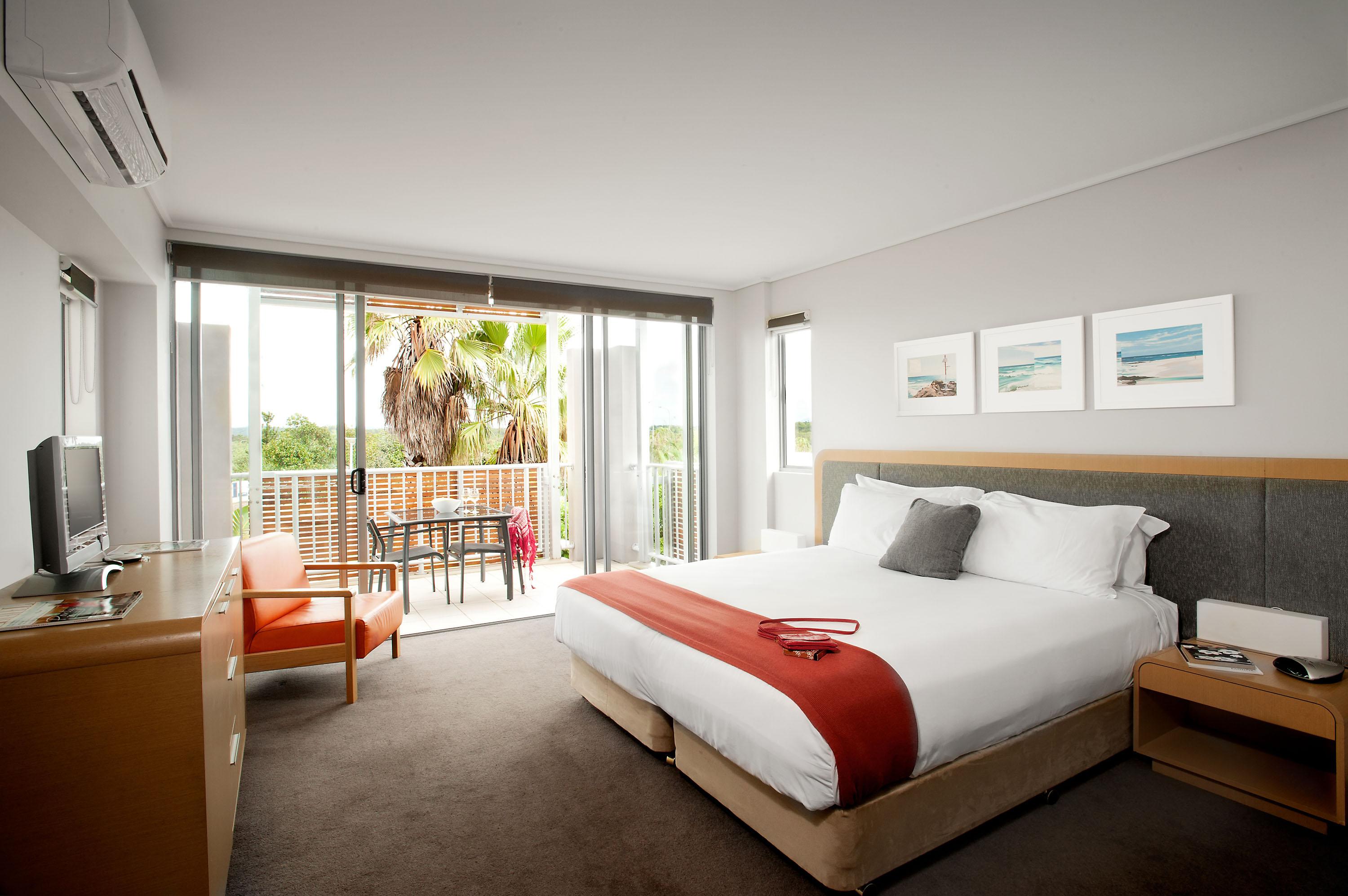 Peppers Salt Resort & Spa Kingscliff Bagian luar foto A room at the Mantra Crown Towers