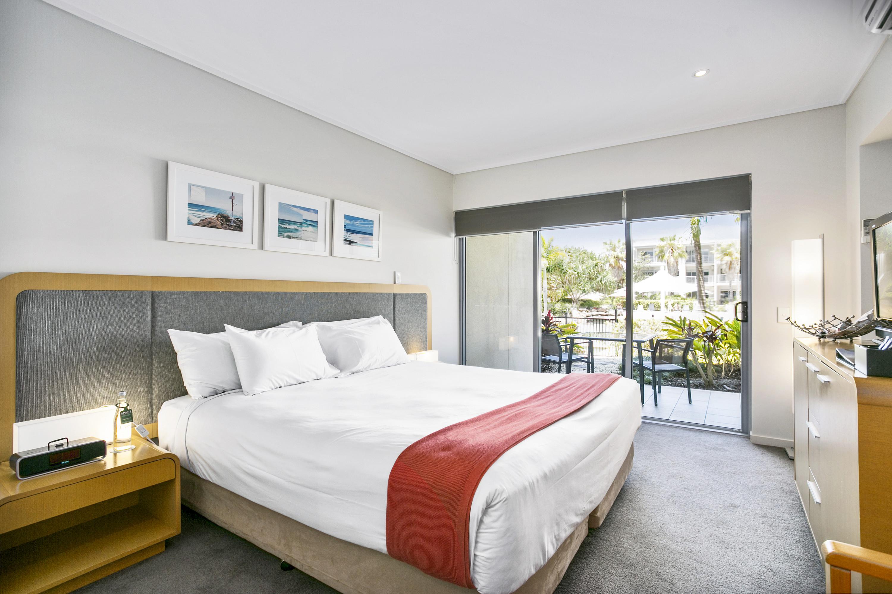 Peppers Salt Resort & Spa Kingscliff Bagian luar foto A room at the Mantra on Mooloolaba