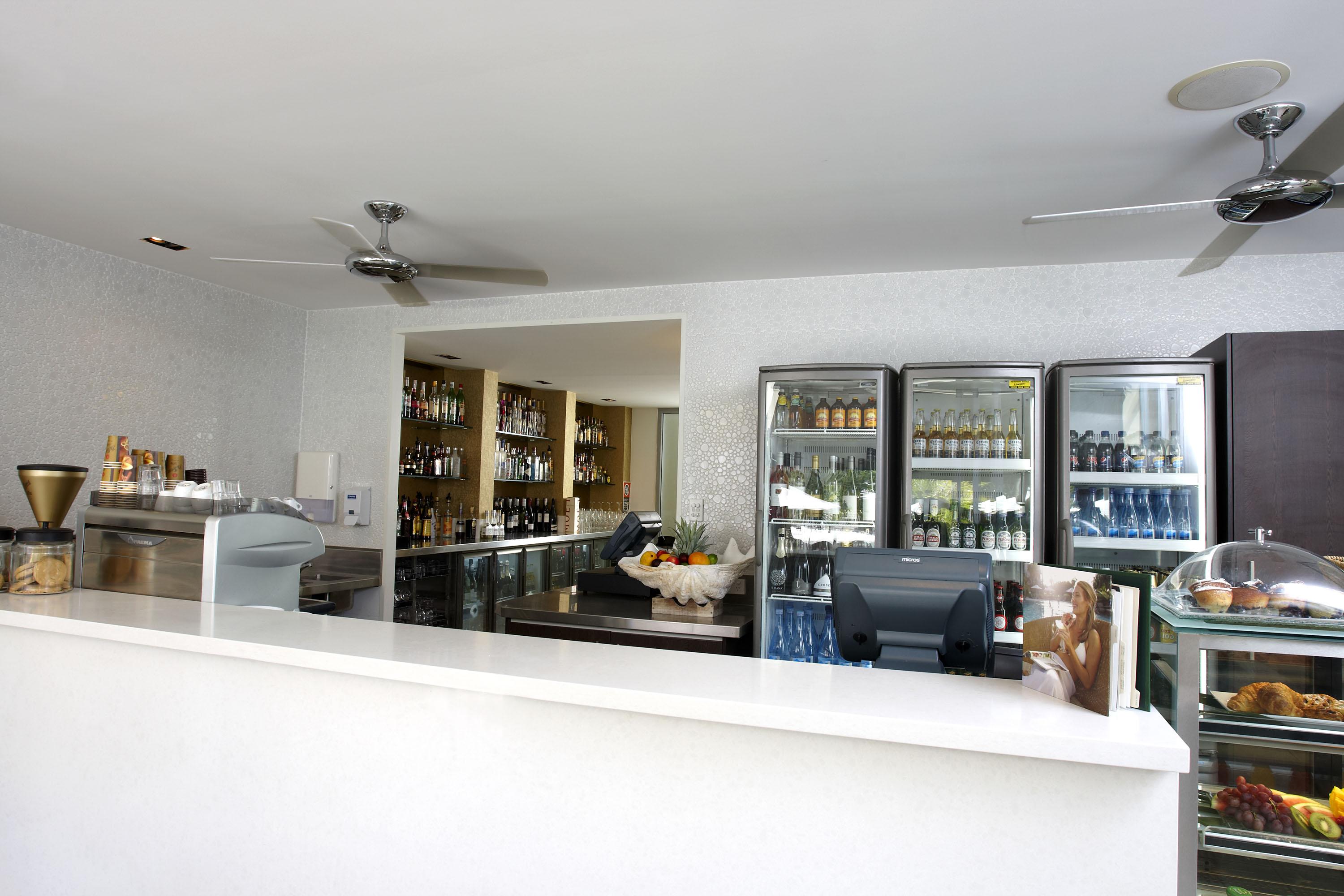 Peppers Salt Resort & Spa Kingscliff Bagian luar foto The interior of the restaurant
