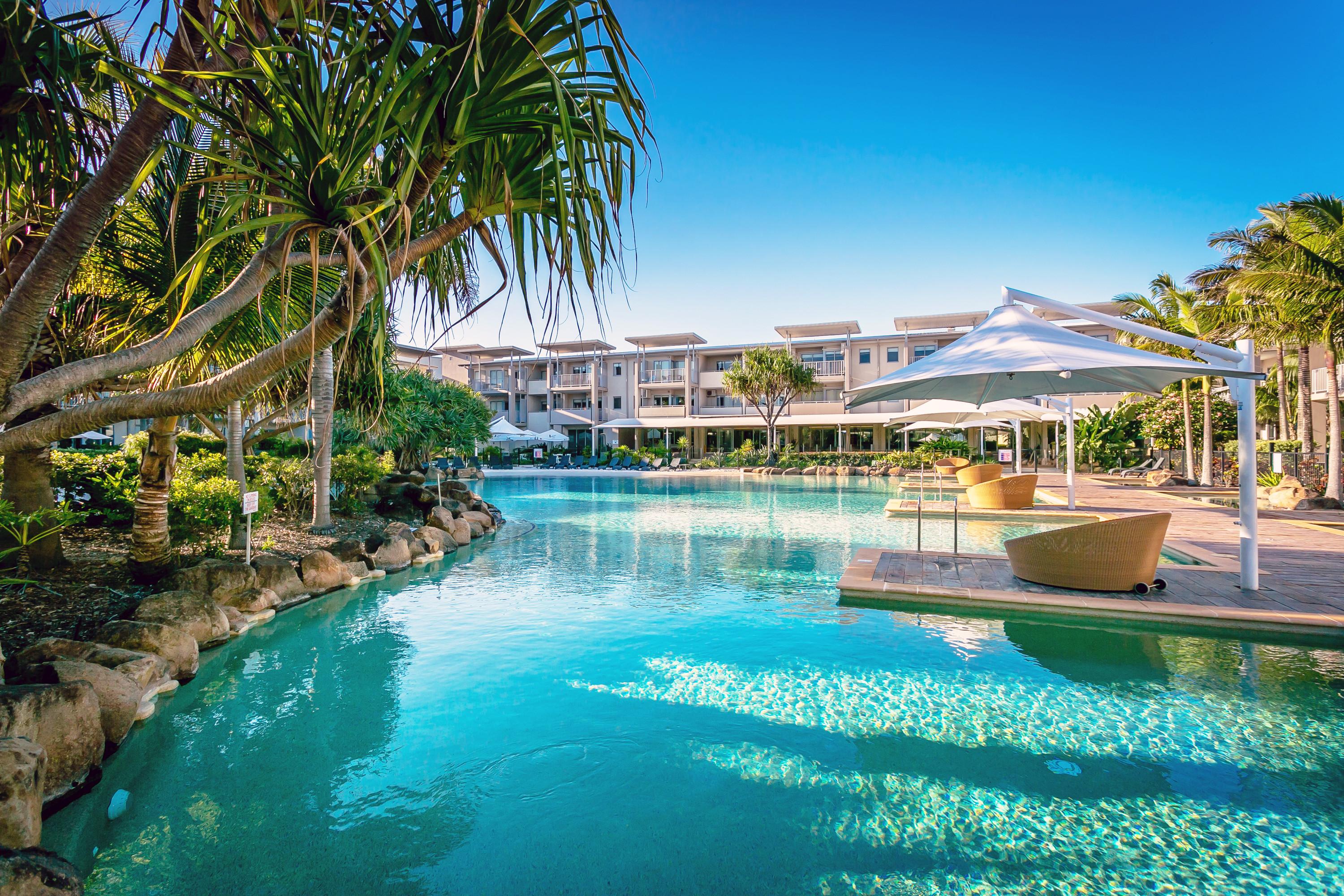 Peppers Salt Resort & Spa Kingscliff Bagian luar foto The pool at Peppers Mantra on Saltwater Island