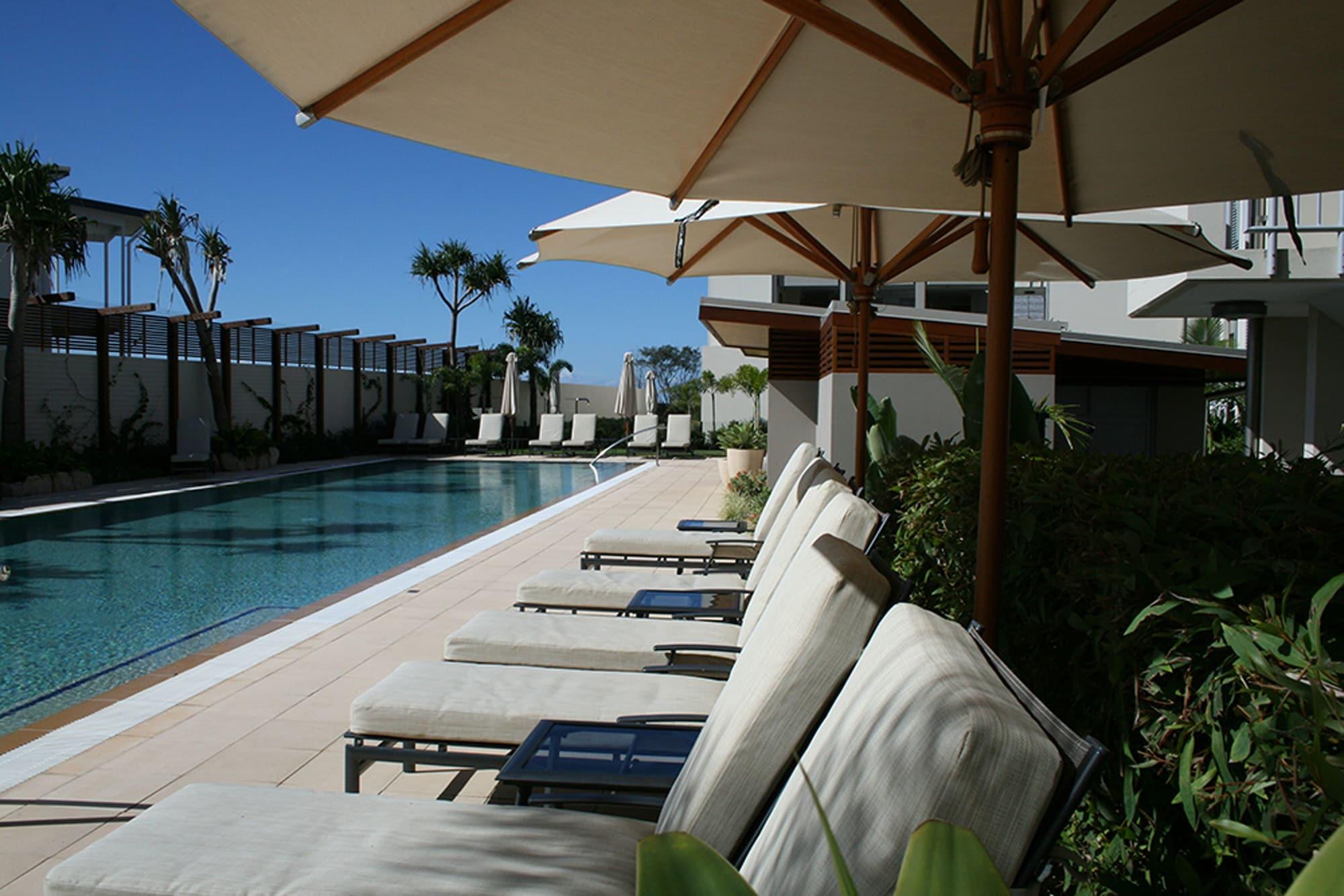 Peppers Salt Resort & Spa Kingscliff Bagian luar foto The pool at the hotel